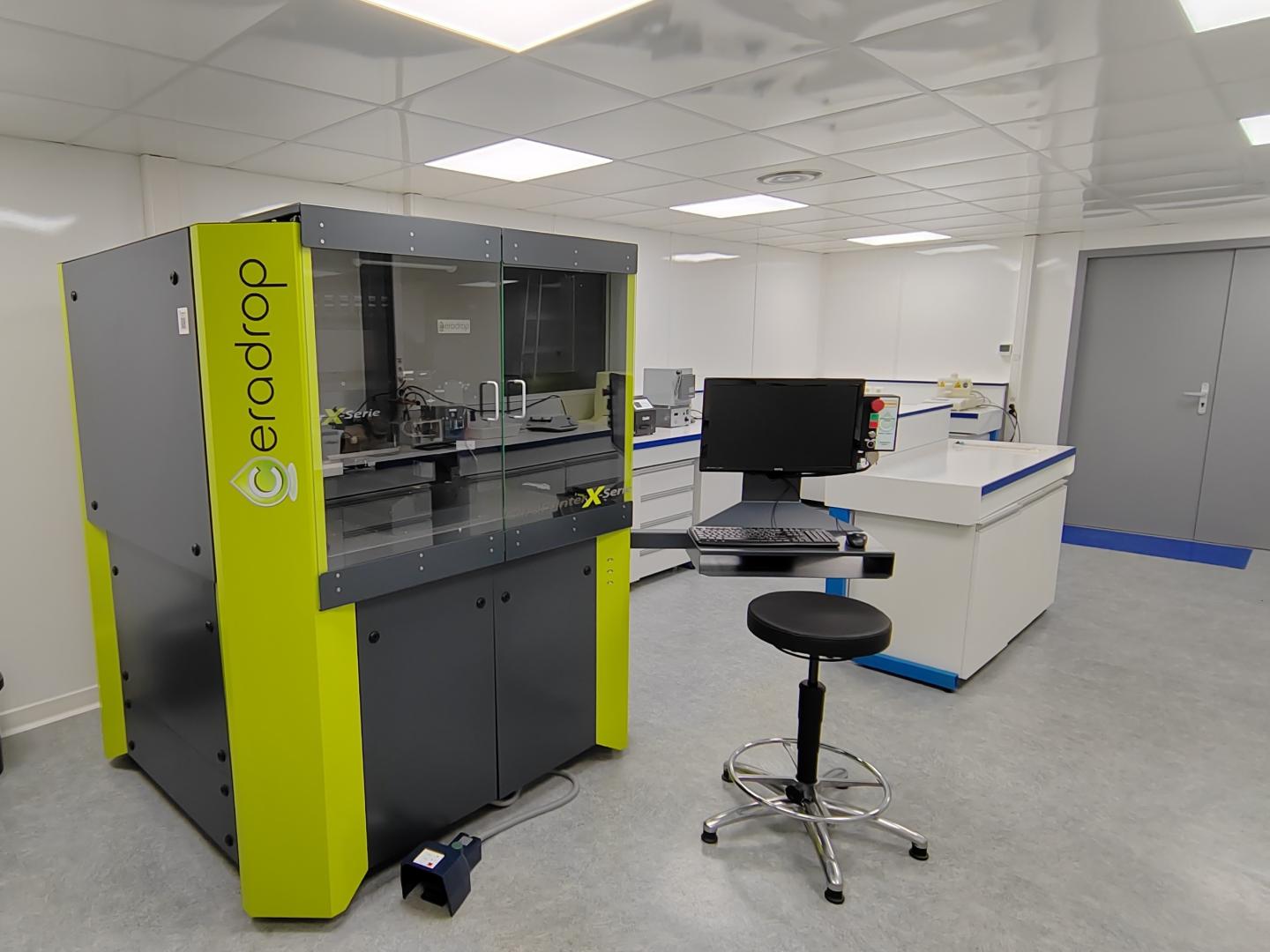 Machine Ceradrop d'impression par jet d'encre sur supports électroniques souples